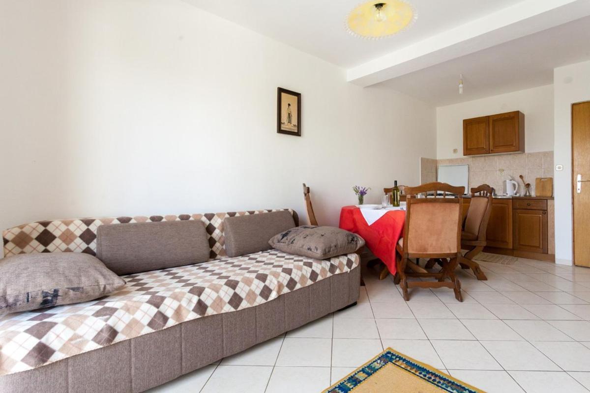 Apartments Magdalena Malinska Extérieur photo